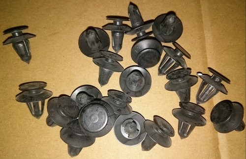 20x befestigung clips klammern - 20x,